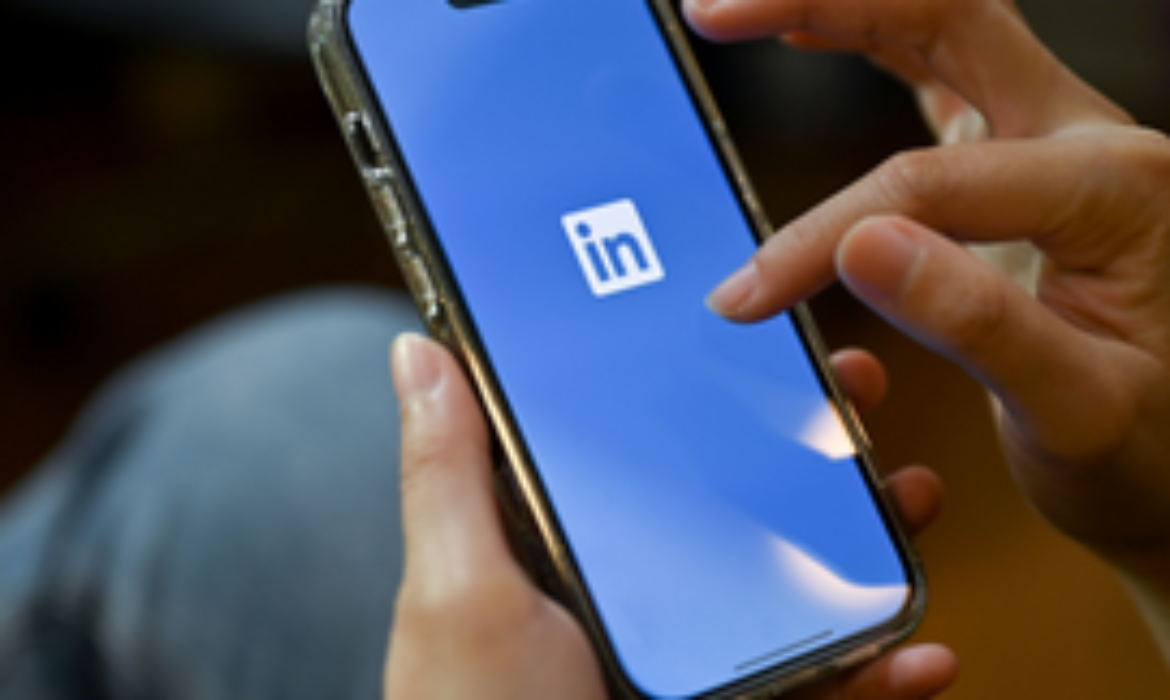 1 Deadly, False Assumption About LinkedIn Social Selling